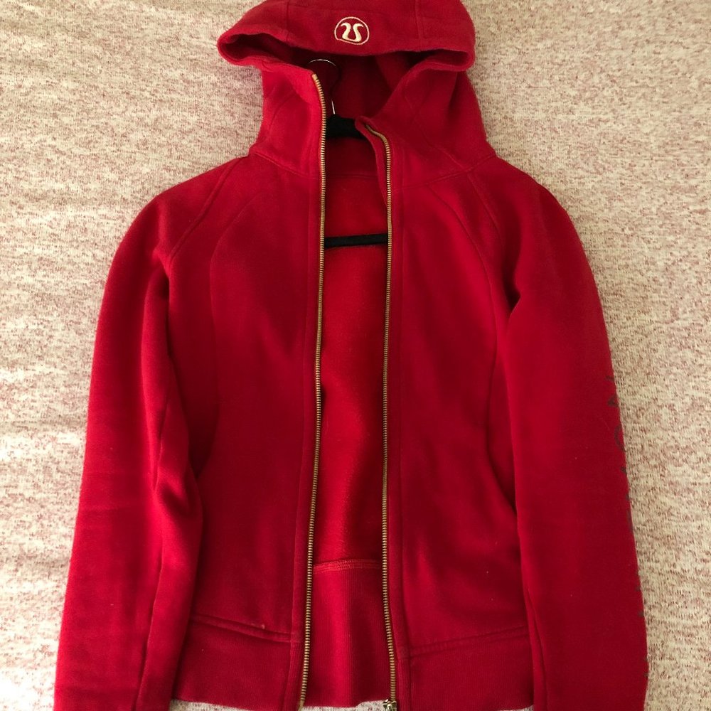 Lululemon Scuba Hoodie Fleece Size 4